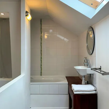 Les Penates De Loire Apartment *